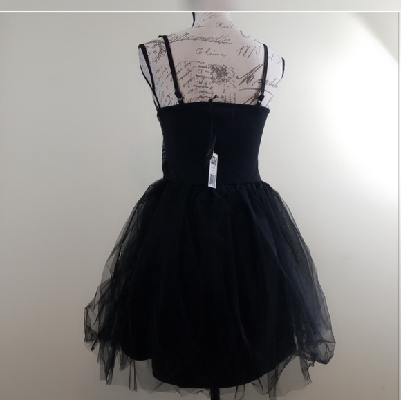 Iron fist - Picture 3 of 4